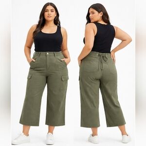NEW Torrid Olive Green High-Rise Cargo Wide-Leg Cropped Pants